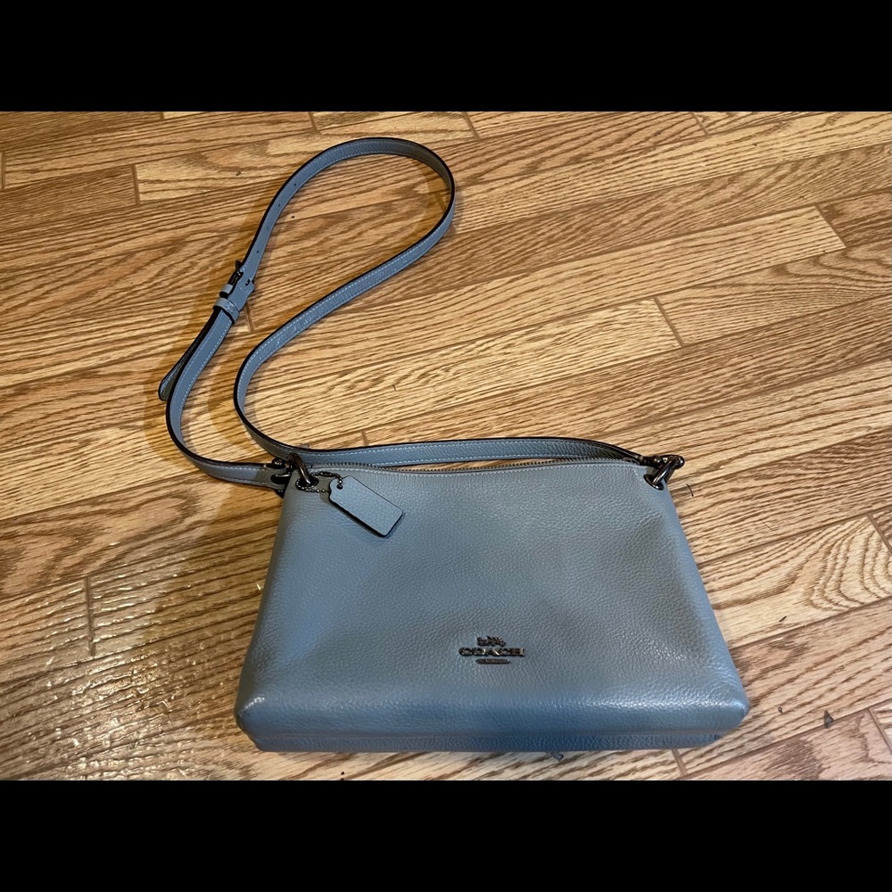 Coach Crossbody W/Wallet